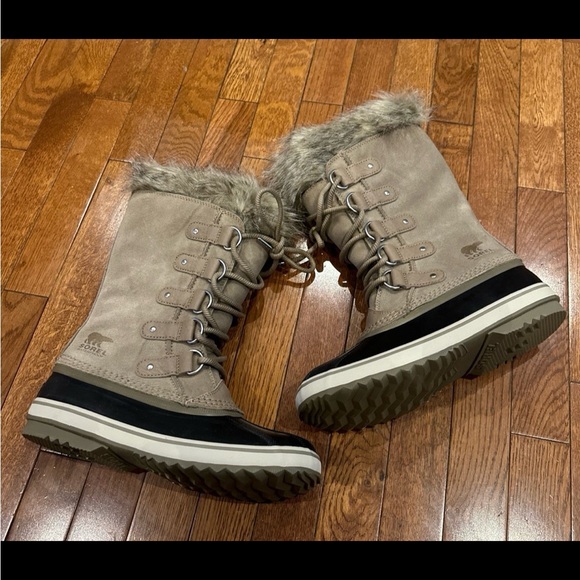 Sorel joan of arctic boot - Picture 2 of 10